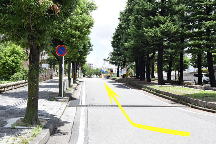 ラスティートゥーシャイン実店舗から篭田公園地下駐車場までの道案内7