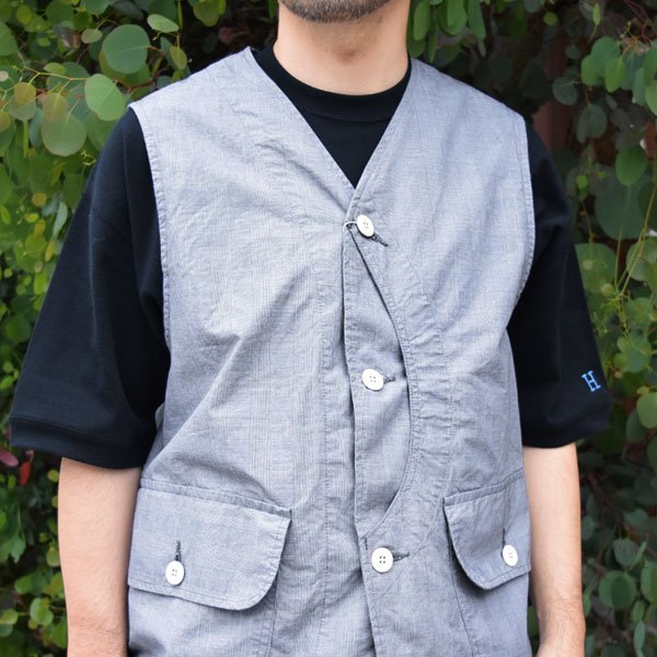 画像2: BLUE BLUE  タイプライター クロスハーフムーンベスト (2)