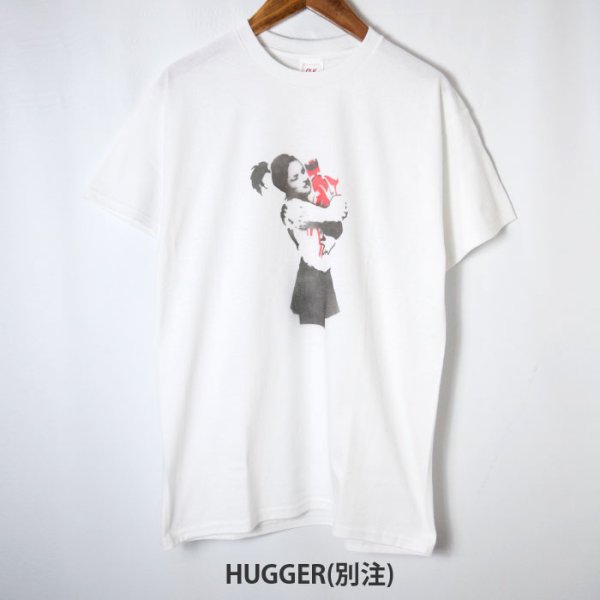 画像9: 【HUGGER Mサイズのみ】o.k　AJ1 feat. Banksy S/S TEE (9)