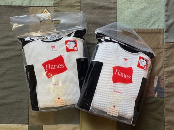 画像1:  HanesｘHOLLYWOOD RANCH MARKET　Hanes x HRM / EXCLUSIVE エンブロイダリーサーマル 2パックTシャツ (1)