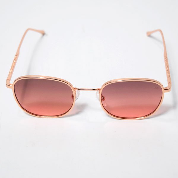 画像4: A.kjaerbede　HELLO (4)